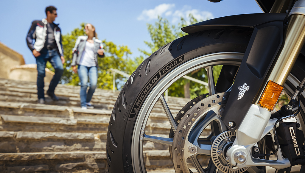 01 - MICHELIN-Road-6-e-nova