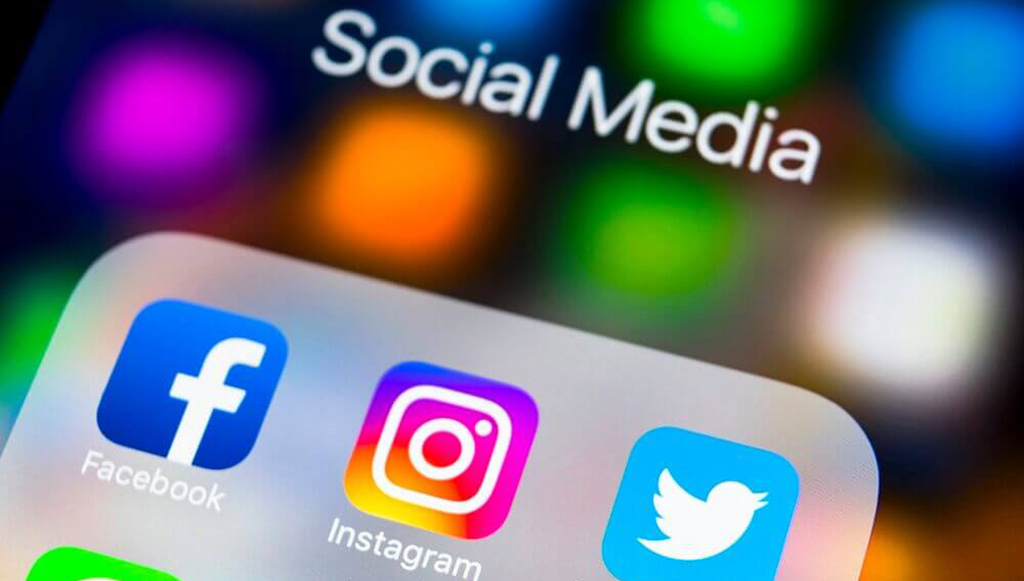 01 - Social-Media