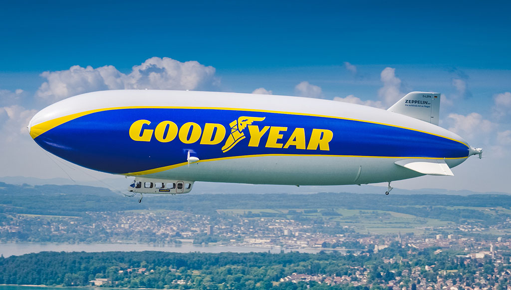 05 - Goodyear Blimp
