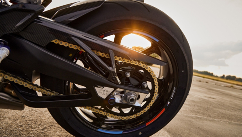 10 - Dunlop SportSmart TT selecionado para a nova superbike da BMW