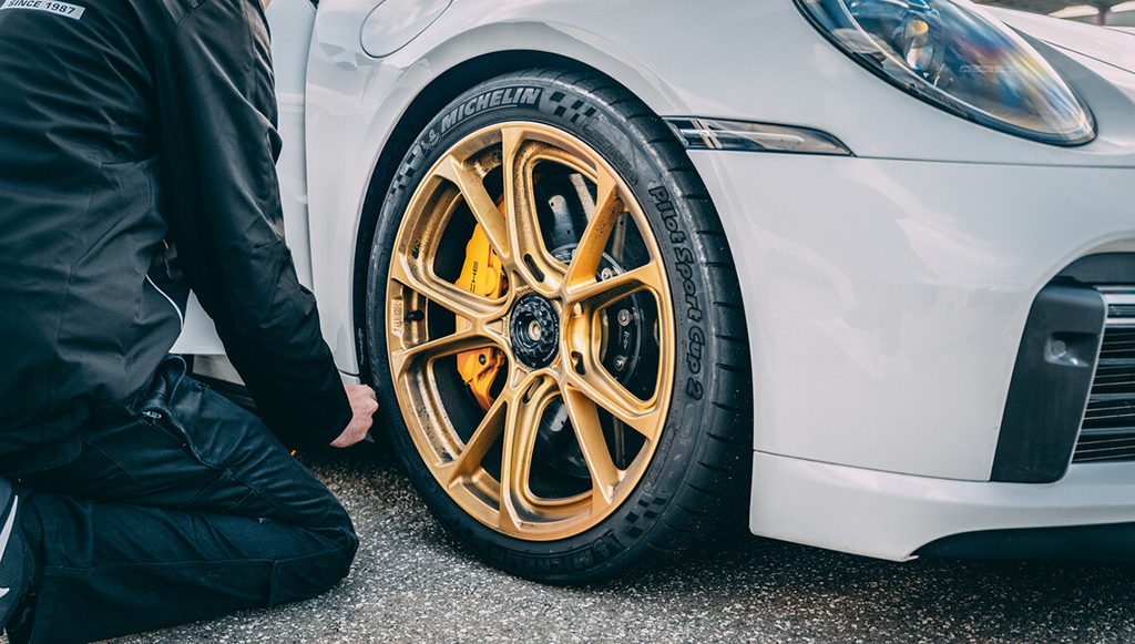 10 - MICHELIN Pilot Sport Cup 2 R aumenta desempenho Porsche 911 GT3 RS