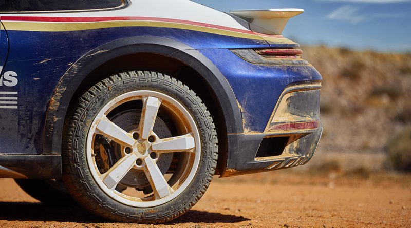 11 - Pirell equipa Porsche 911 Dakar com Scorpion All Terrain Plus