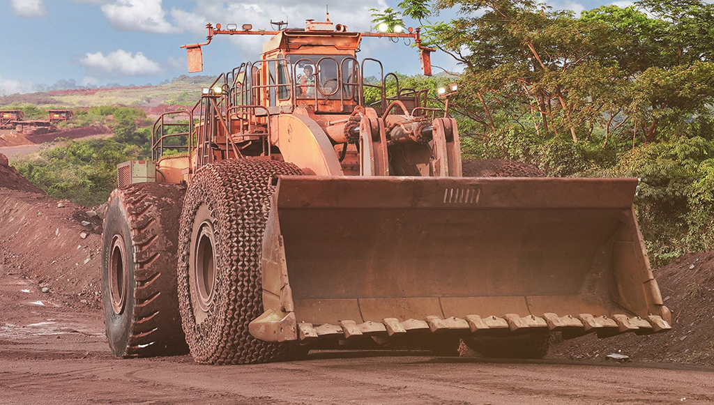 05 - Michelin apresenta ao mundo novo MICHELIN X MINE L4 7070R57