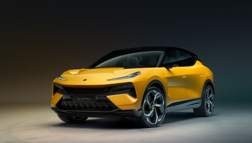 07 - Lotus Eletre equipado com 10 pneus diferentes Pirelli